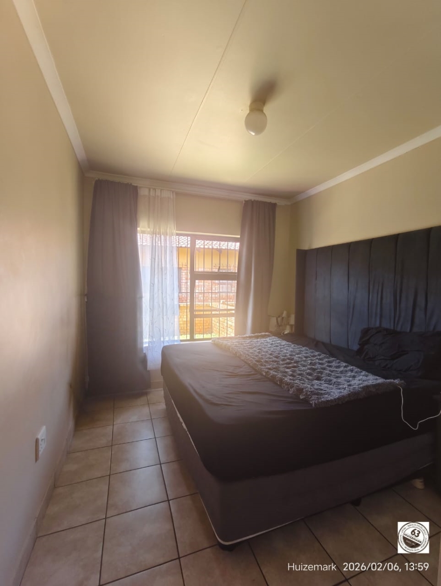 1 Bedroom Property for Sale in Vaalpark Free State